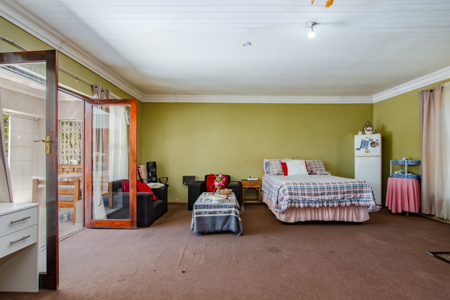 7 Bedroom Property for Sale in Wellington Central Western Cape